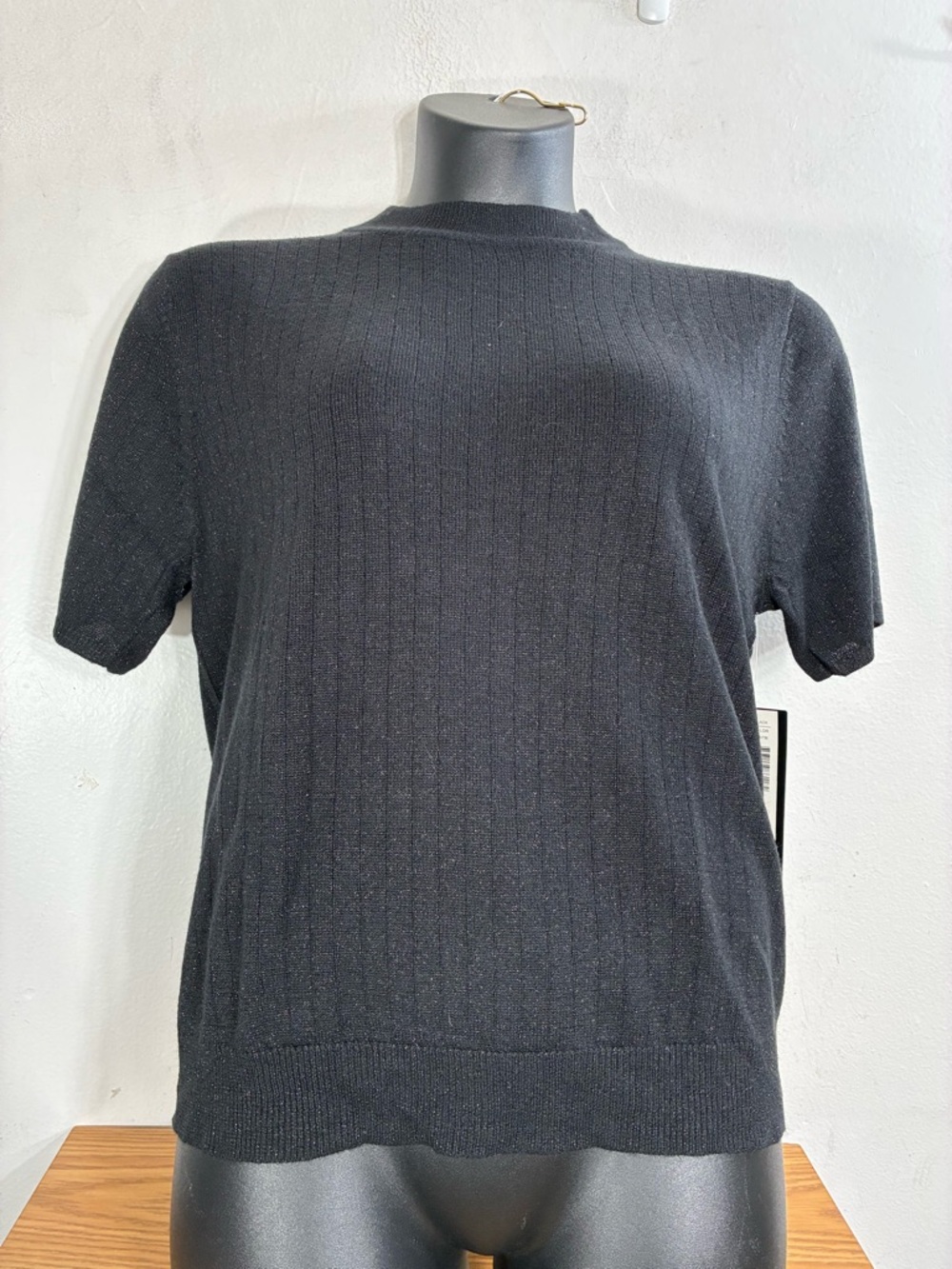 Sag Harbor Short-Sleeve Sweater Black Large NWT